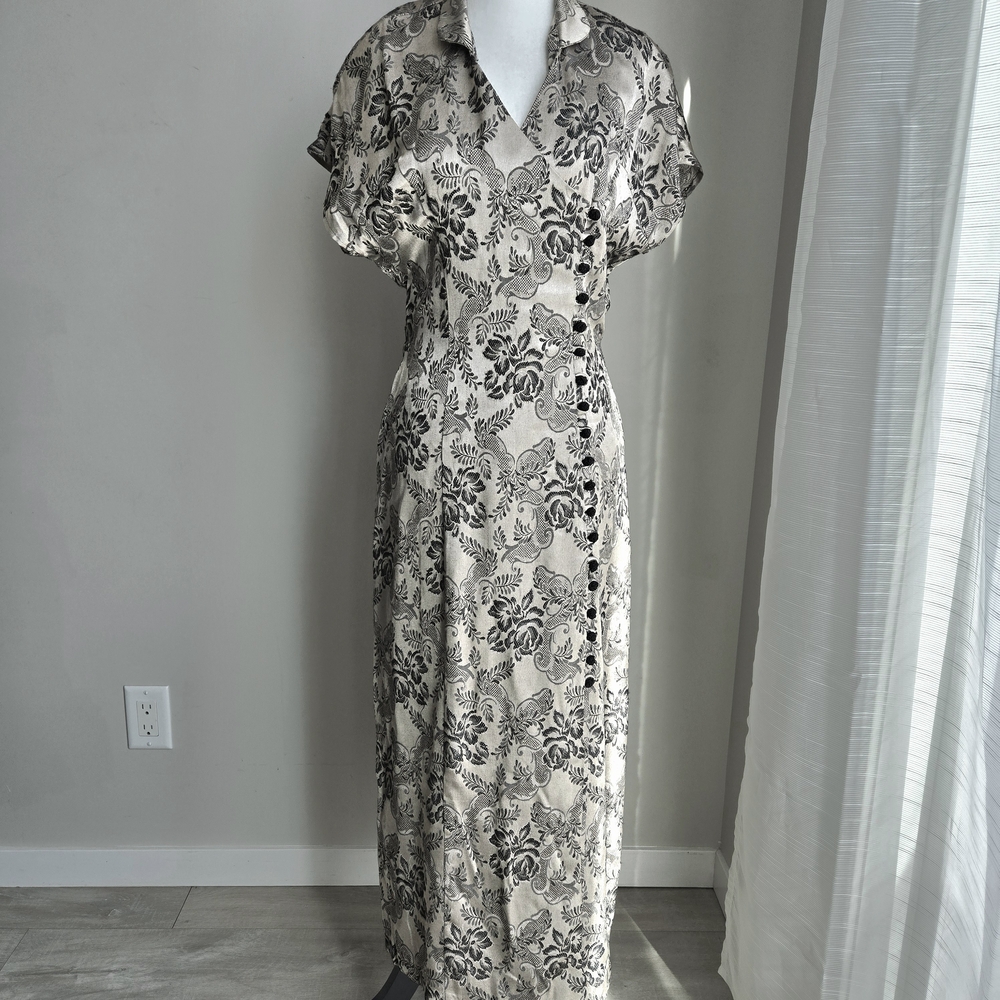 Elegant, Long Chinese Traditional, Cheongsam Dress, Size 9, Light Tan/Black